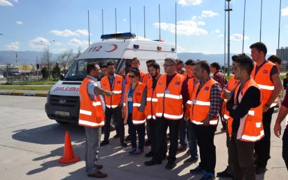 Ambulans Şoförlerine İleri Sürüş Teknikleri Eğitimi Verildi