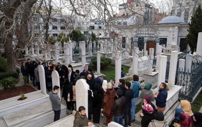 Sultan 2. Abdülhamid Han vefatının 100. yıl dönümünde Türbesi Başında Anıldı